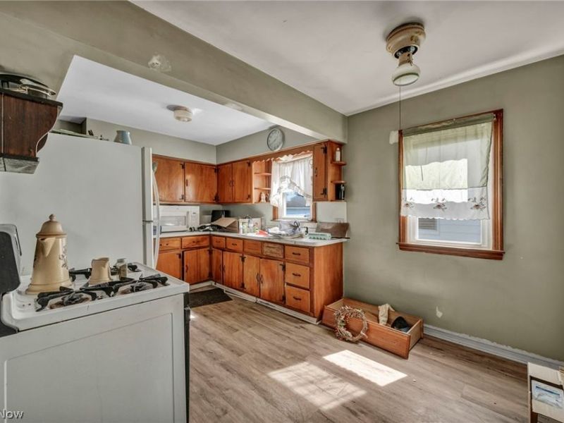 143 conrad, Barberton, OH 44203 Photo 11