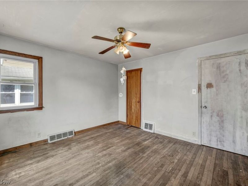 143 conrad, Barberton, OH 44203 Photo 24