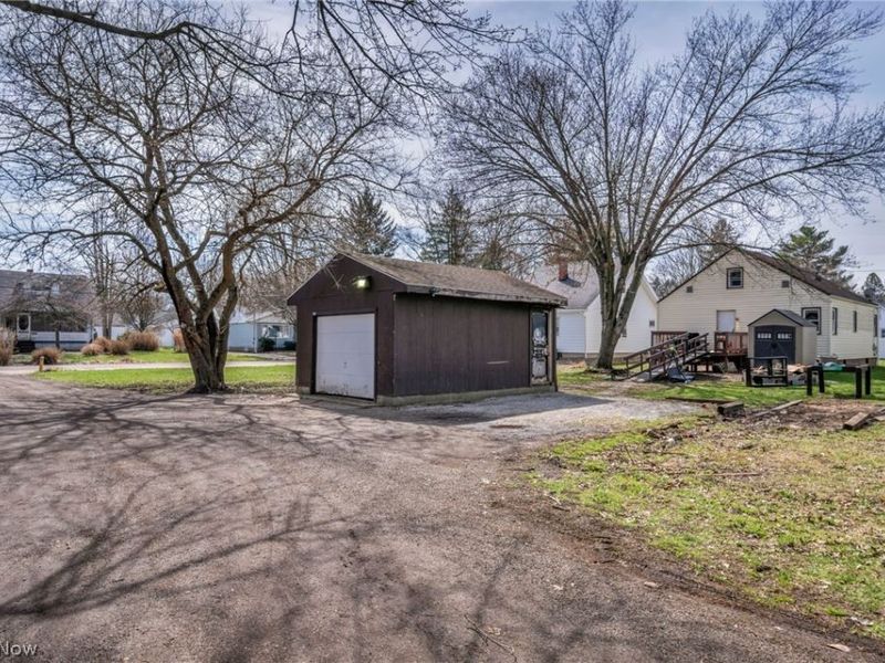 143 conrad, Barberton, OH 44203 Photo 37