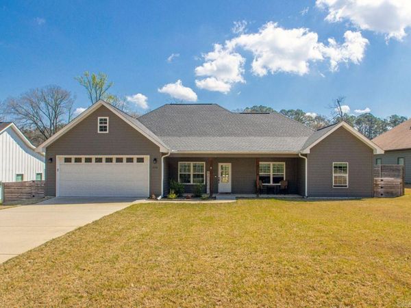 624 Hiram Drive, Bauxite, AR 72011
