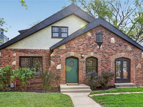 4733 Booth Street, Westwood, KS 66205