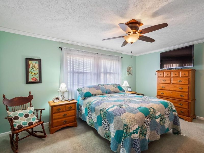 1080 Toulon Avenue , Marion, OH 43302 Photo 14