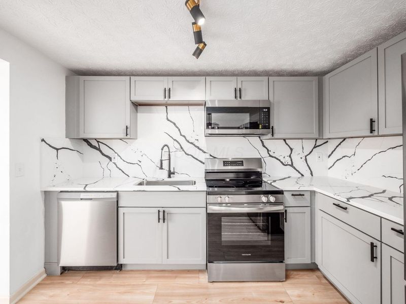 1281 Sweetbay Place , Galloway, OH 43119 Photo 11