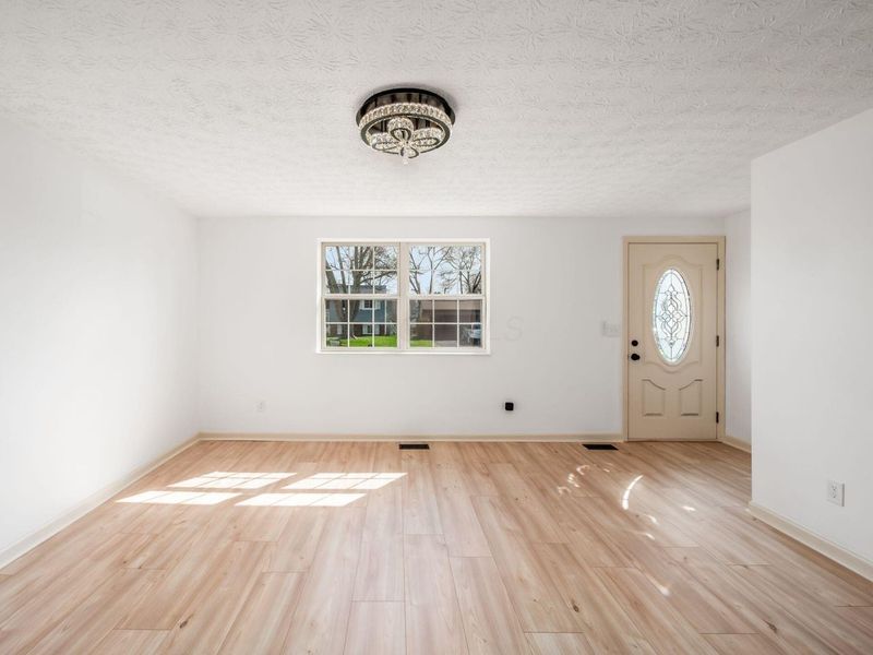 1281 Sweetbay Place , Galloway, OH 43119 Photo 5