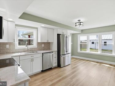 333 HONEYVILLE AVENUE, STANLEY, VA 22851