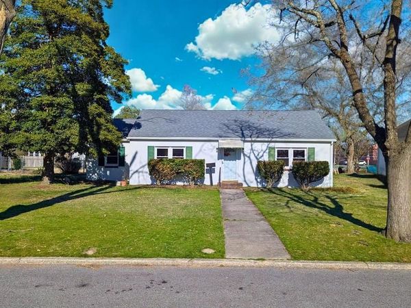 607 N PHILLIPS STREET, SEAFORD, DE 19973