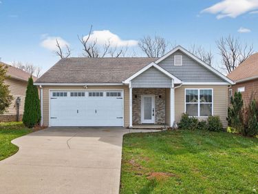 370 Persimmon Way, Harrodsburg, KY 40330