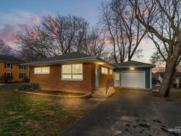 145 N Madison Street, Oswego, IL 60543