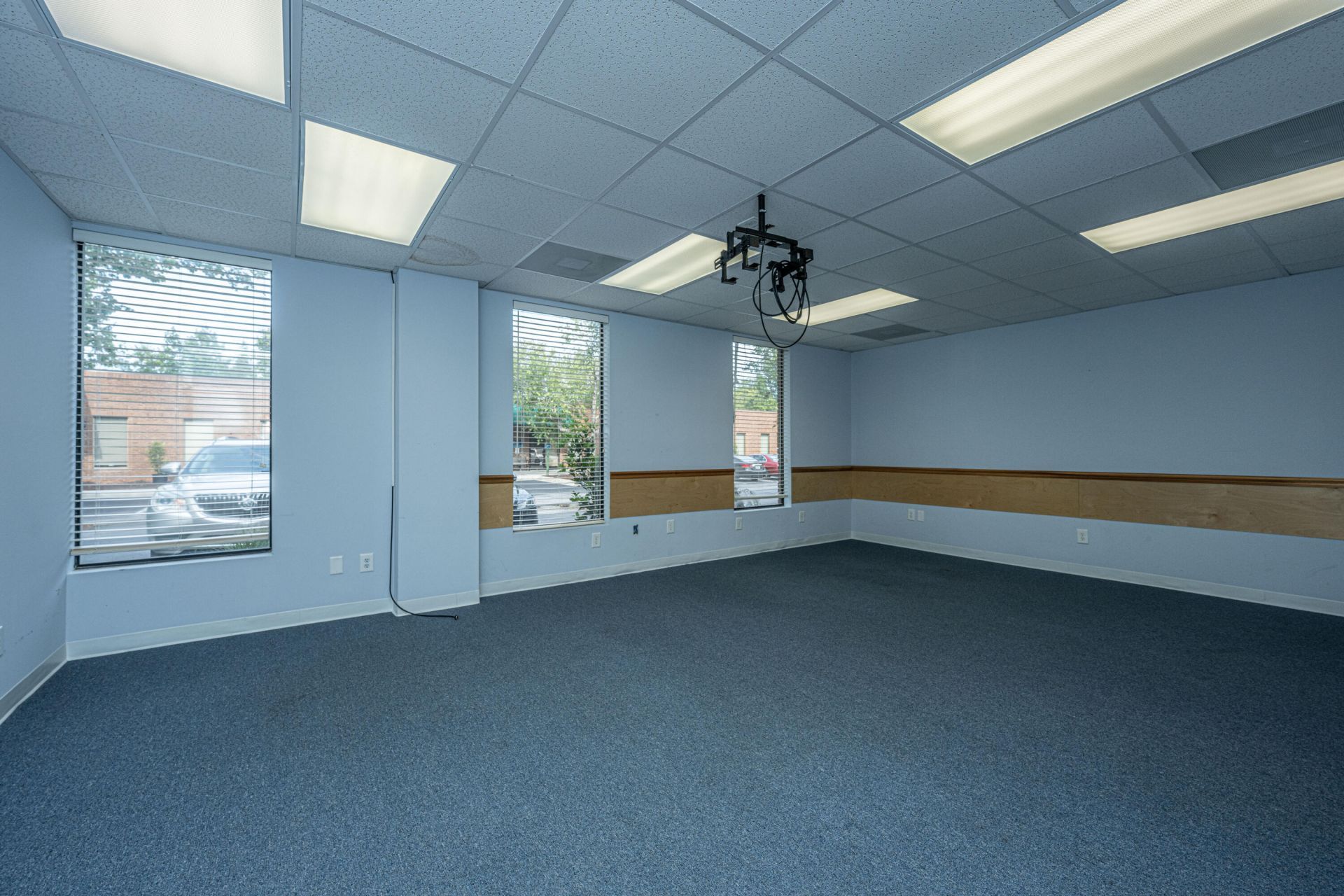 29 Leinbach Drive  Photo 10