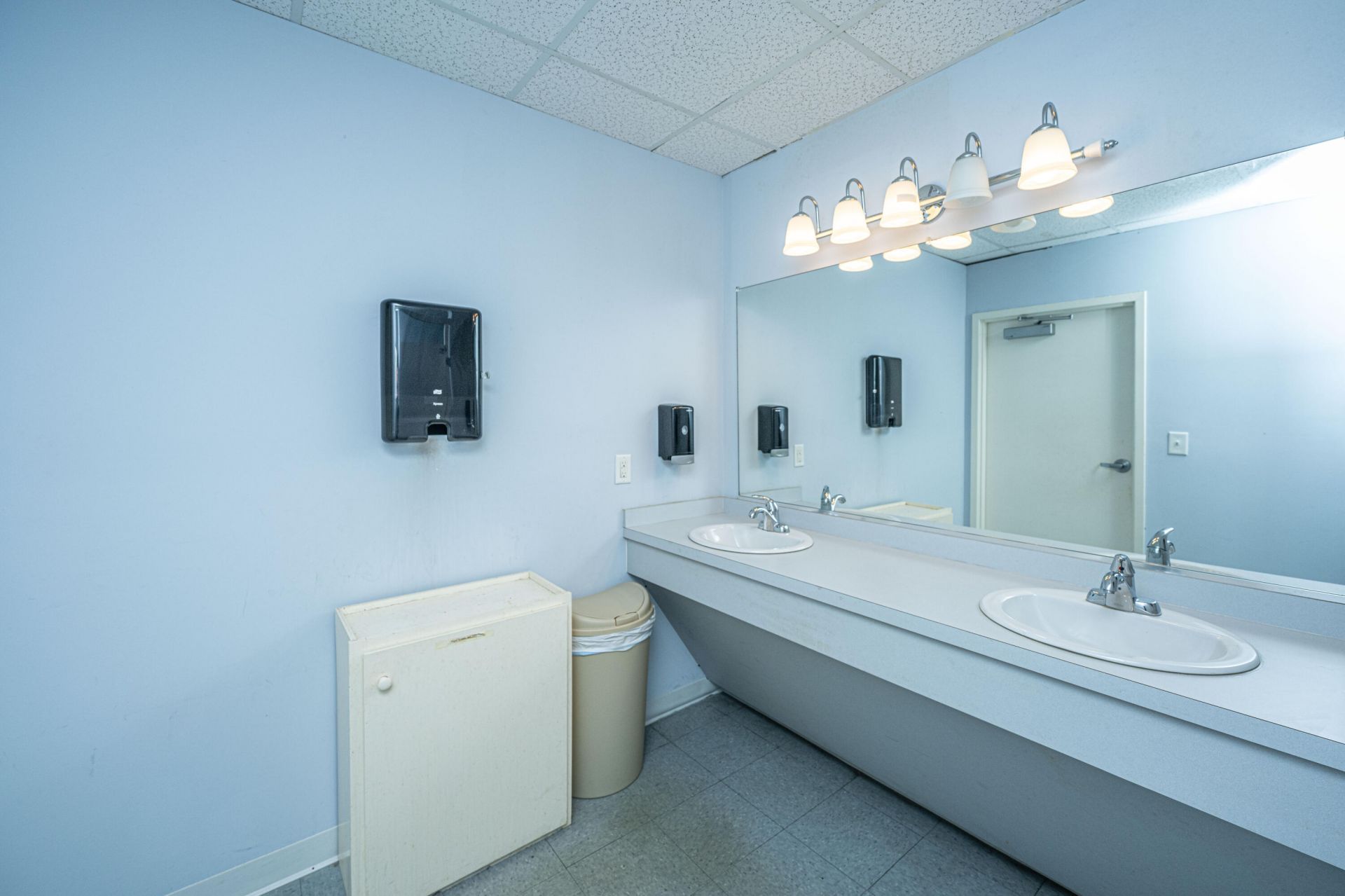 29 Leinbach Drive  Photo 20