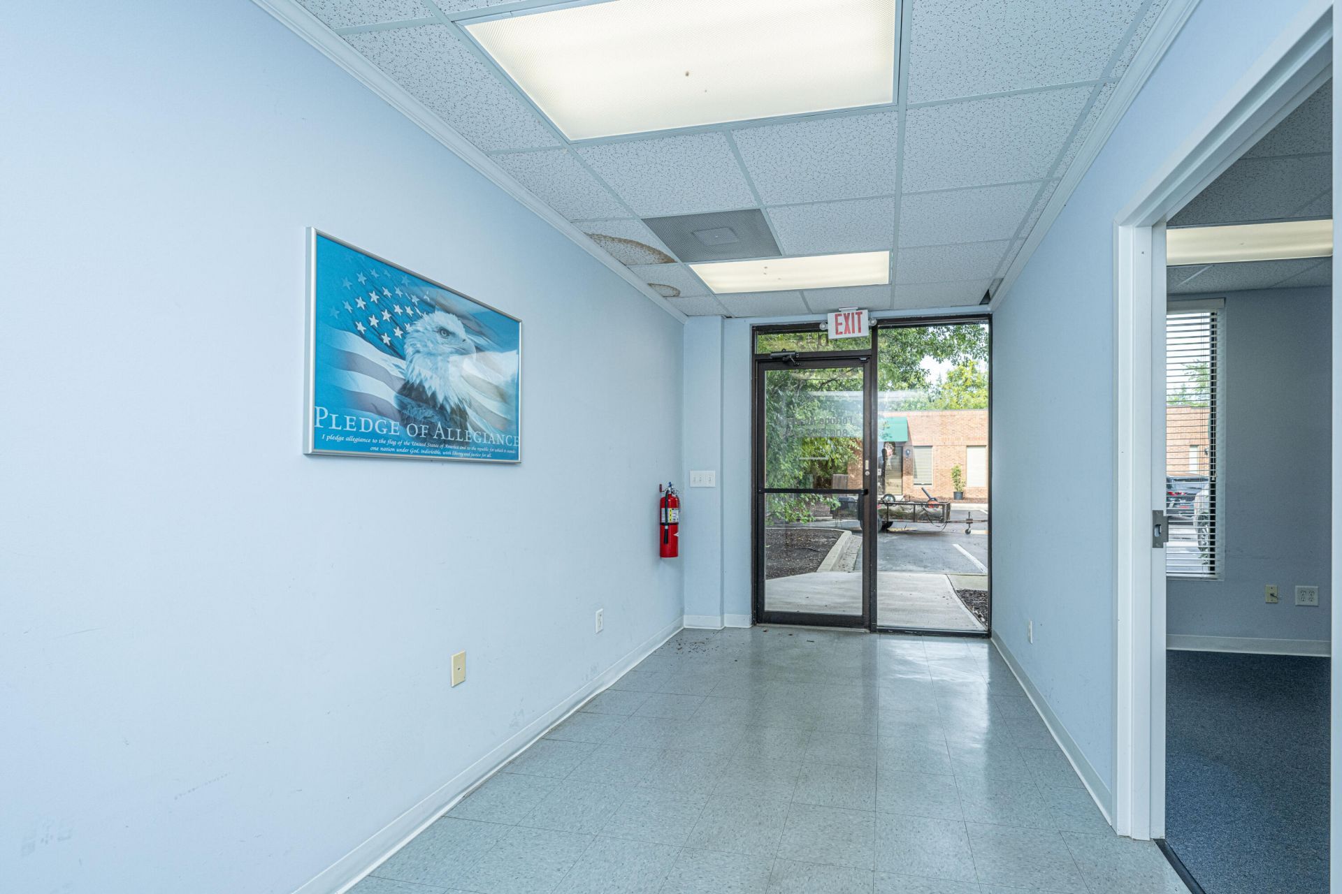 29 Leinbach Drive  Photo 5