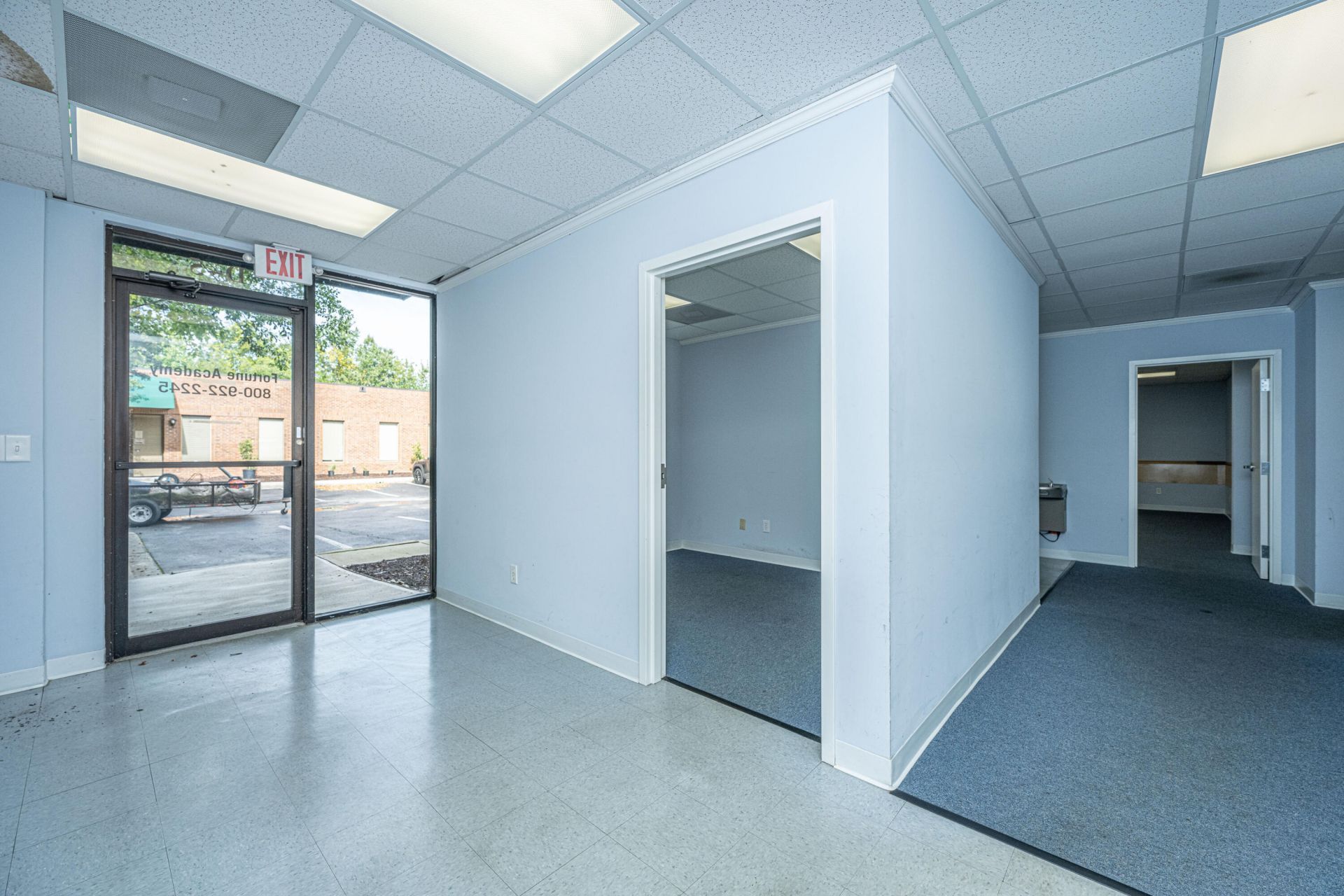 29 Leinbach Drive  Photo 6