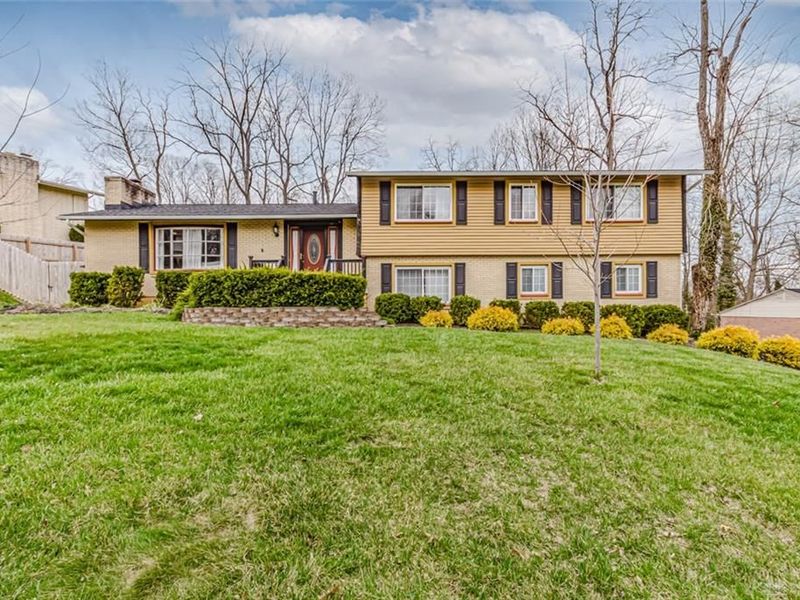 325 Thelma Avenue, Clayton, OH 45415 Photo 1