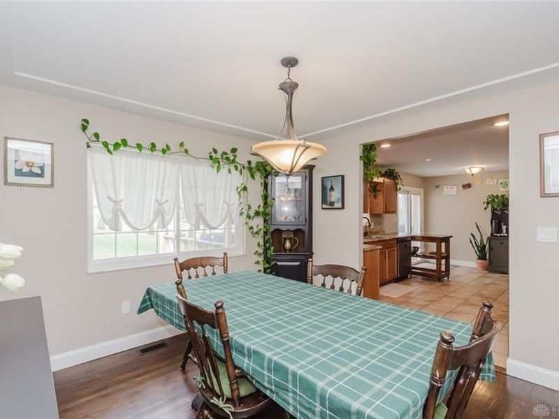 325 Thelma Avenue, Clayton, OH 45415 Photo 14