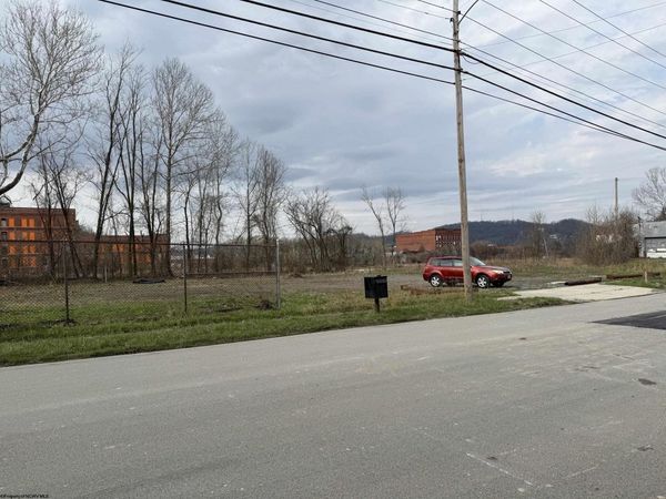 212-226 Ohio Avenue, Clarksburg, WV 26301