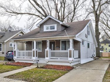 564 E Lewiston Avenue, Ferndale, MI 48220