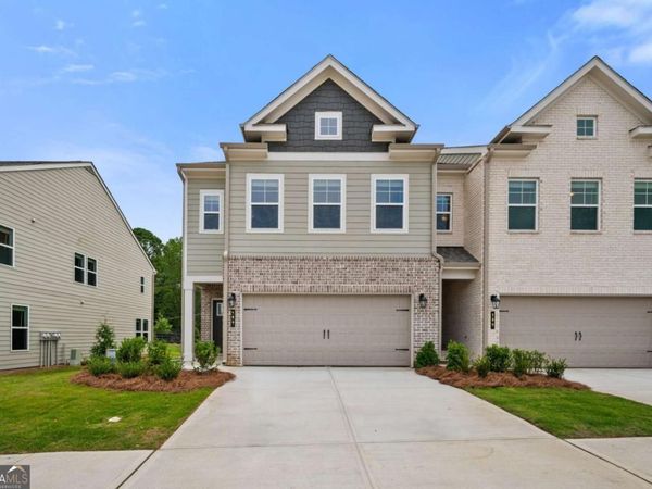 3676 Donovan Circle, Loganville, GA 30052