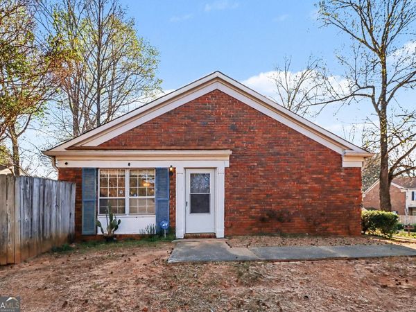 2571 Stratford Lane, Morrow, GA 30260