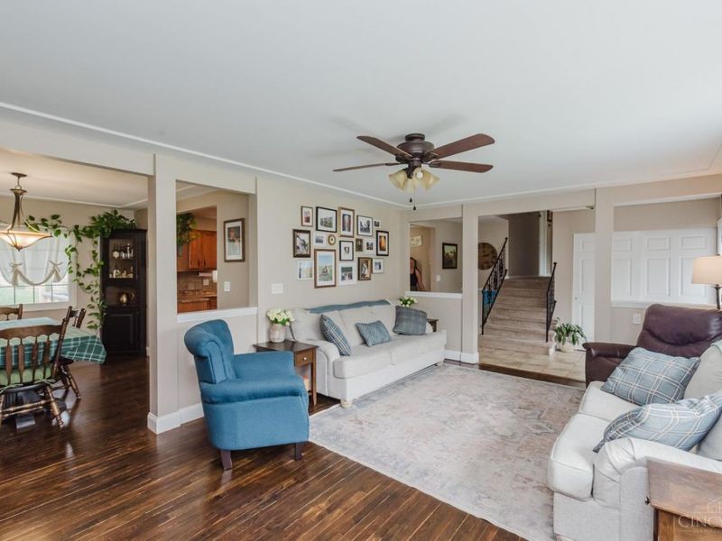 325 Thelma Avenue, Clayton, OH 45415 Photo 8