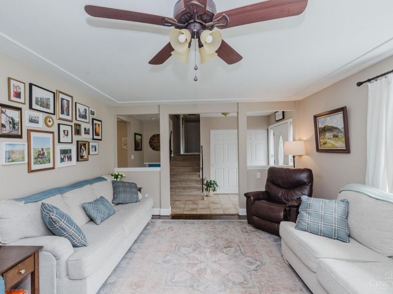 325 Thelma Avenue, Clayton, OH 45415 Photo 9