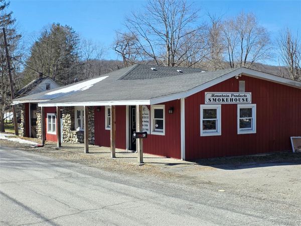 47 Burdick Road , Lagrangeville, NY 12540