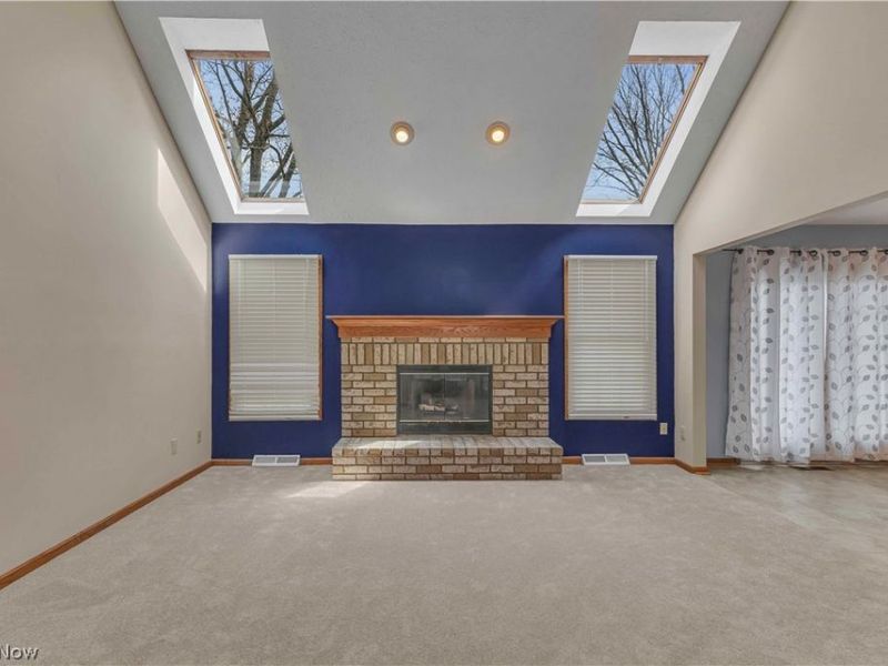 1023 Gulf Road, Elyria, OH 44035 Photo 4