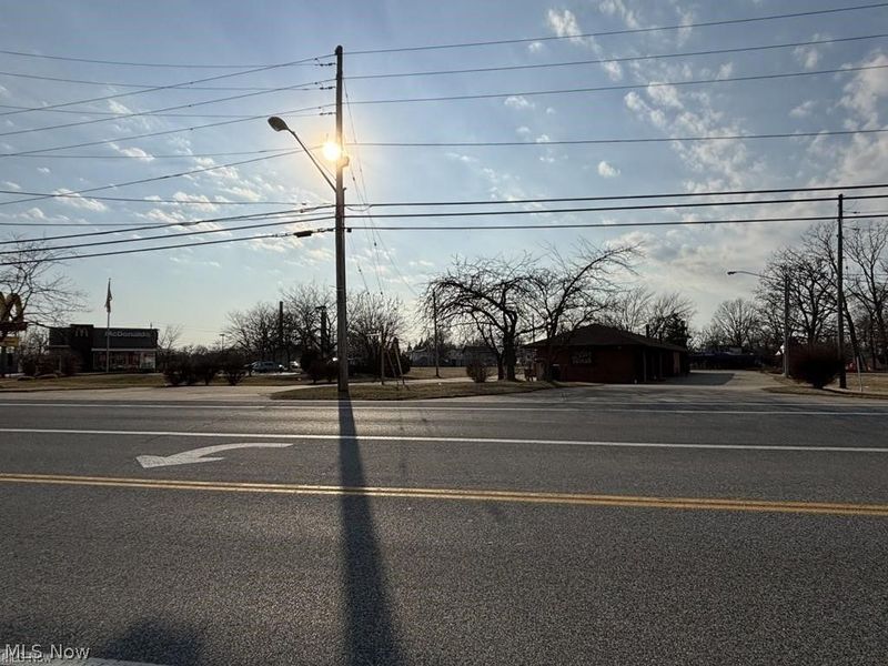 36161 Lake Shore Boulevard, Eastlake, OH 44095 Photo 10