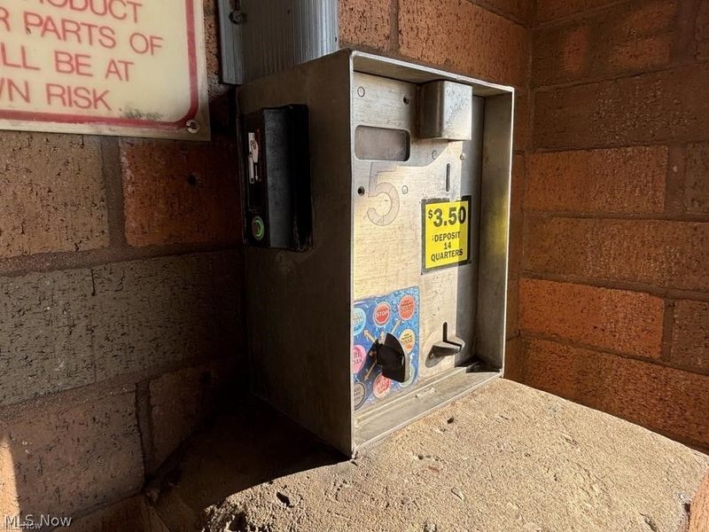 36161 Lake Shore Boulevard, Eastlake, OH 44095 Photo 4