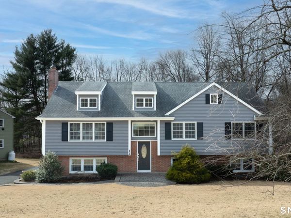 12 Colony, Canton, CT 06019