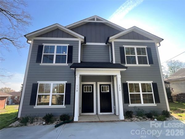 130 18th Street Place NW, Hickory, NC 28601
