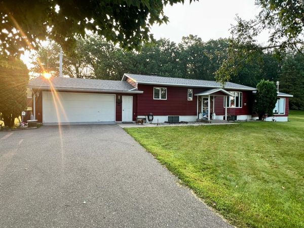 15536 129th Avenue , Wadena, MN 56482