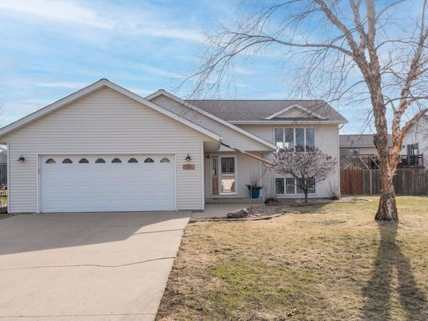 220 Cole Court, Mankato, MN 56001