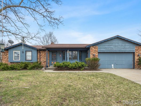 5719 Bentbrook Drive SE, Kentwood, MI 49508