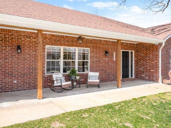 8225 Old White River Road, Rogers, AR 72756