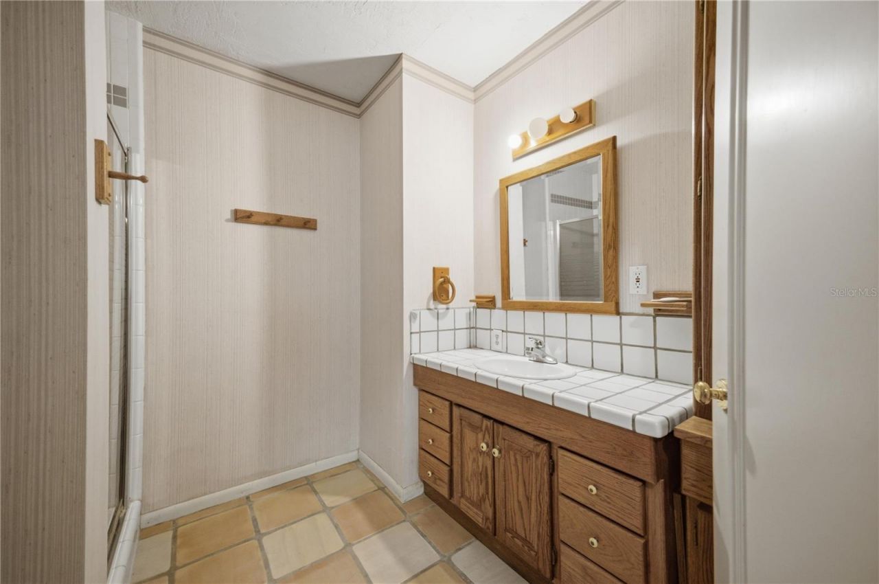 21407 NW 39th Court , Micanopy, FL 32667 Photo