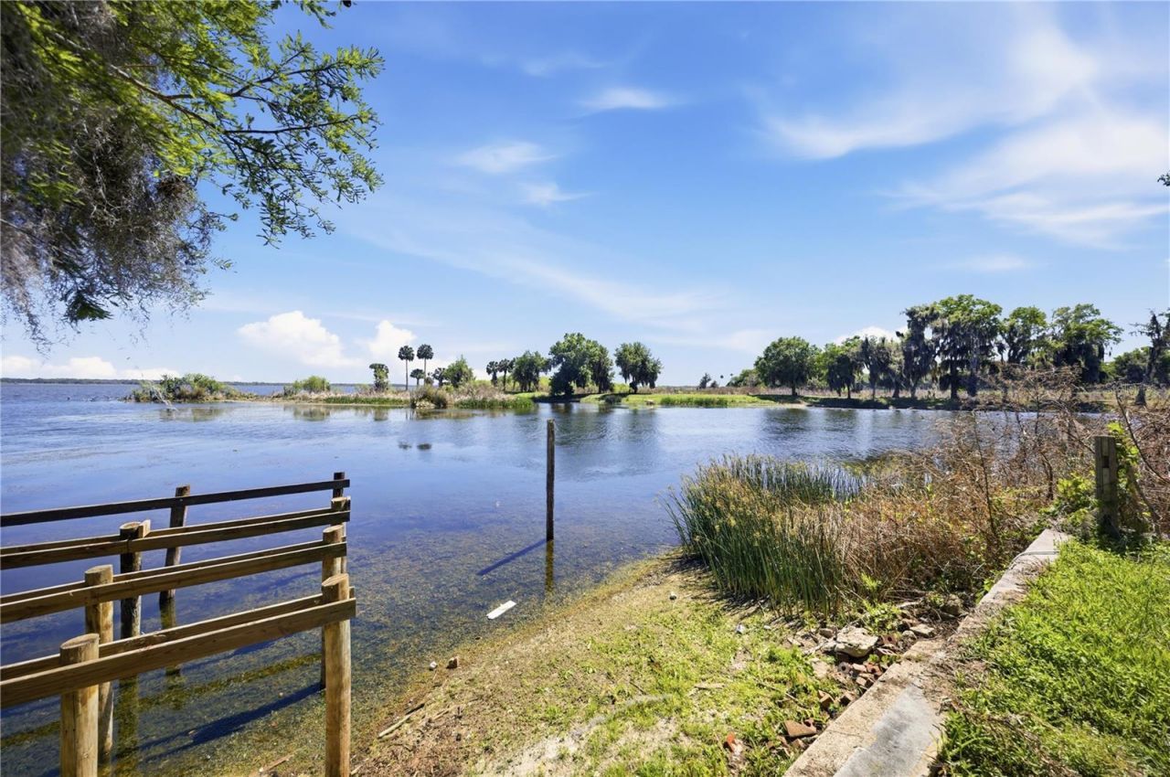 21407 NW 39th Court , Micanopy, FL 32667 Photo