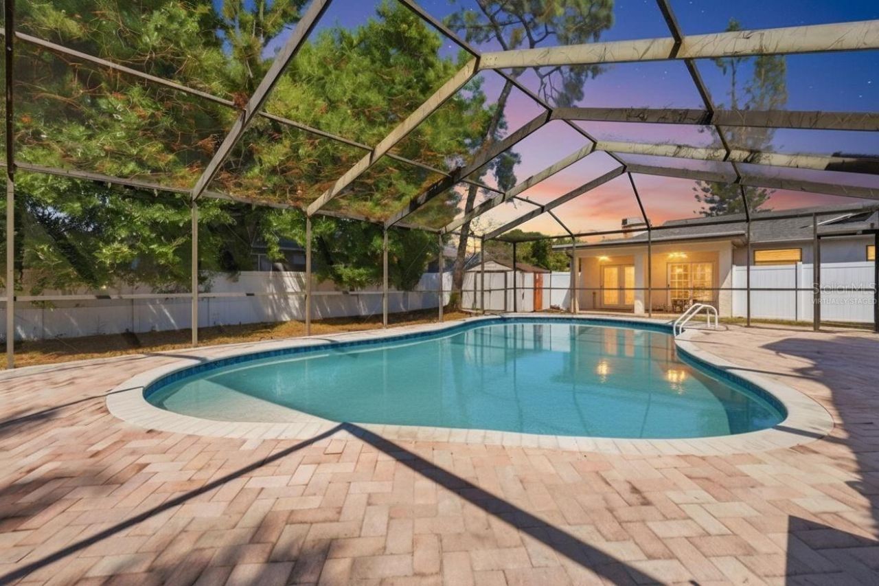 12762 98th Street , Largo, FL 33773 Photo