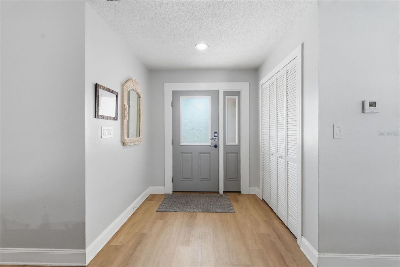 12762 98th Street , Largo, FL 33773 Photo