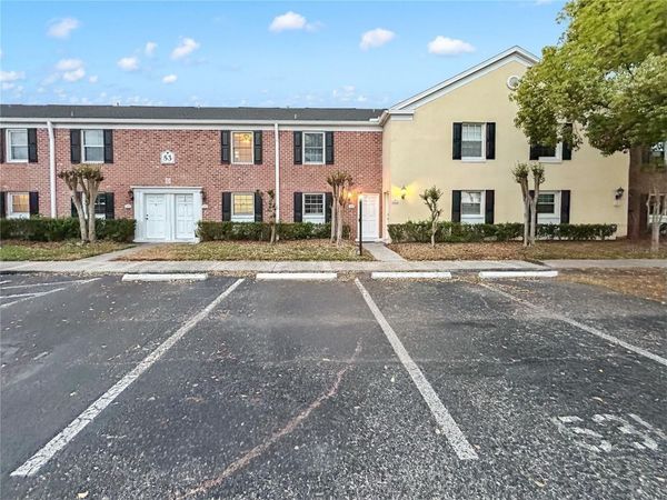 13706 ORANGE SUNSET DRIVE , Unit 13706, TAMPA, FL 33618
