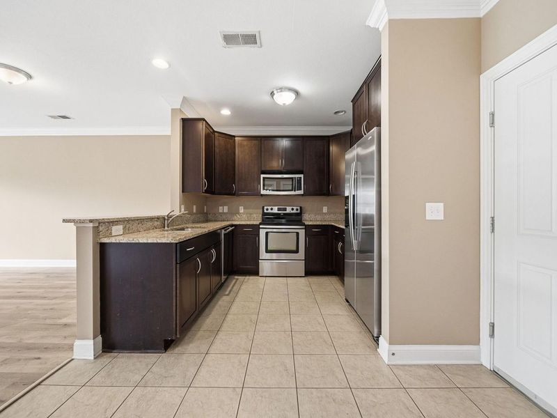 925 Ingleside Avenue , Unit 207, Columbus, OH 43215 Photo 5