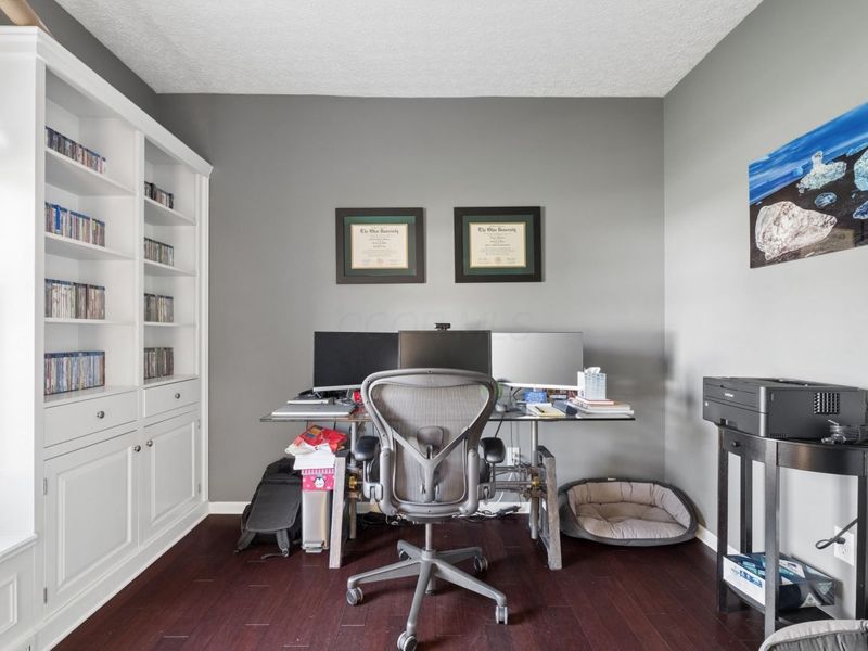 242 Farm Creek Drive, Columbus, OH 43230 Photo 10