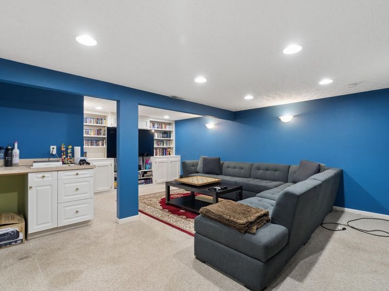 242 Farm Creek Drive, Columbus, OH 43230 Photo 45