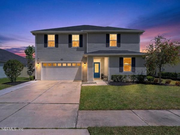 2889 WINDSOR LAKES Way, Green Cove Springs, FL 32043