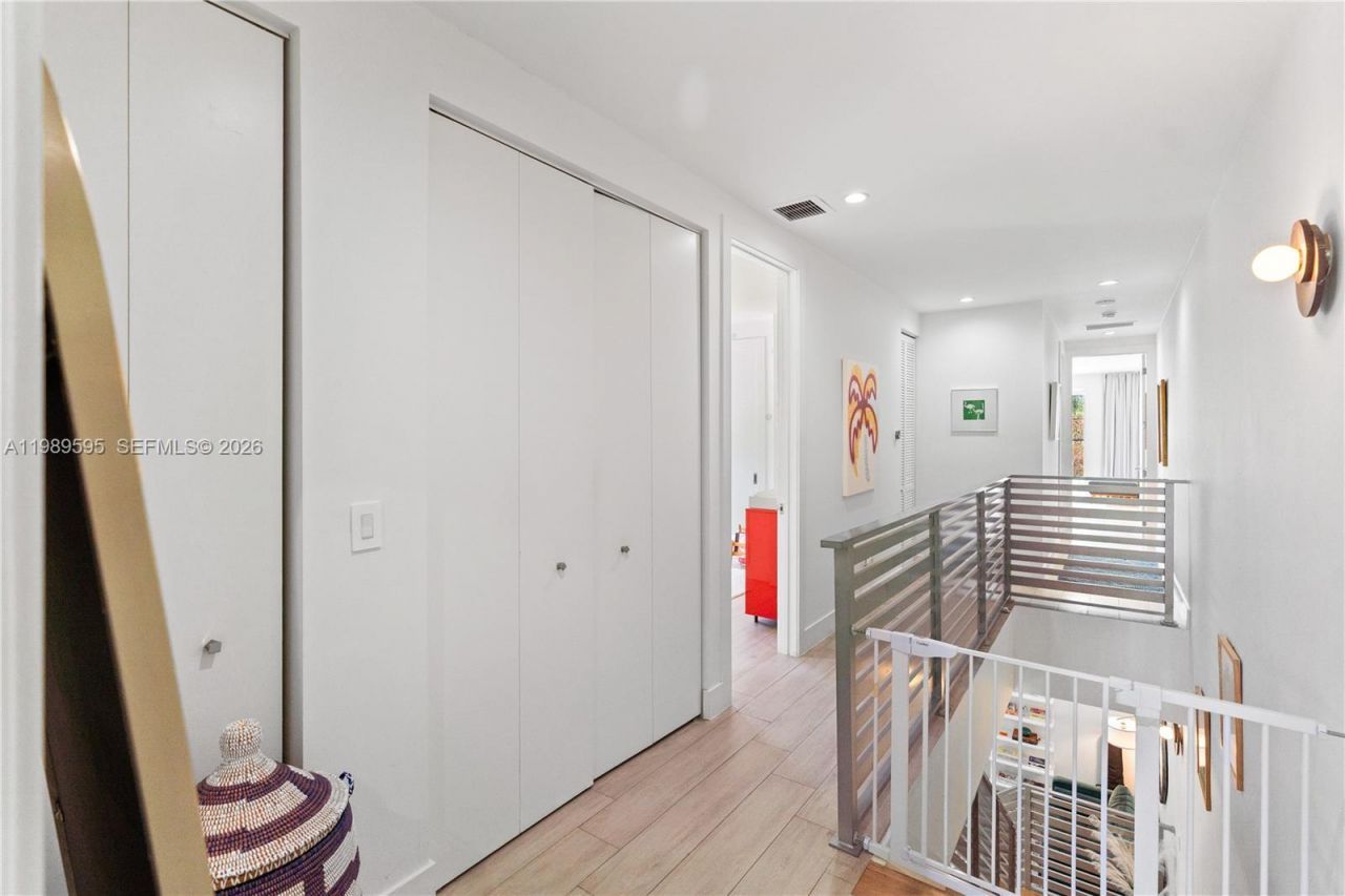 2420 SW 16th Ct, Unit 2420, Miami, FL 33145 Photo