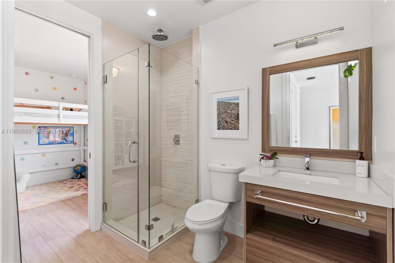 2420 SW 16th Ct, Unit 2420, Miami, FL 33145 Photo