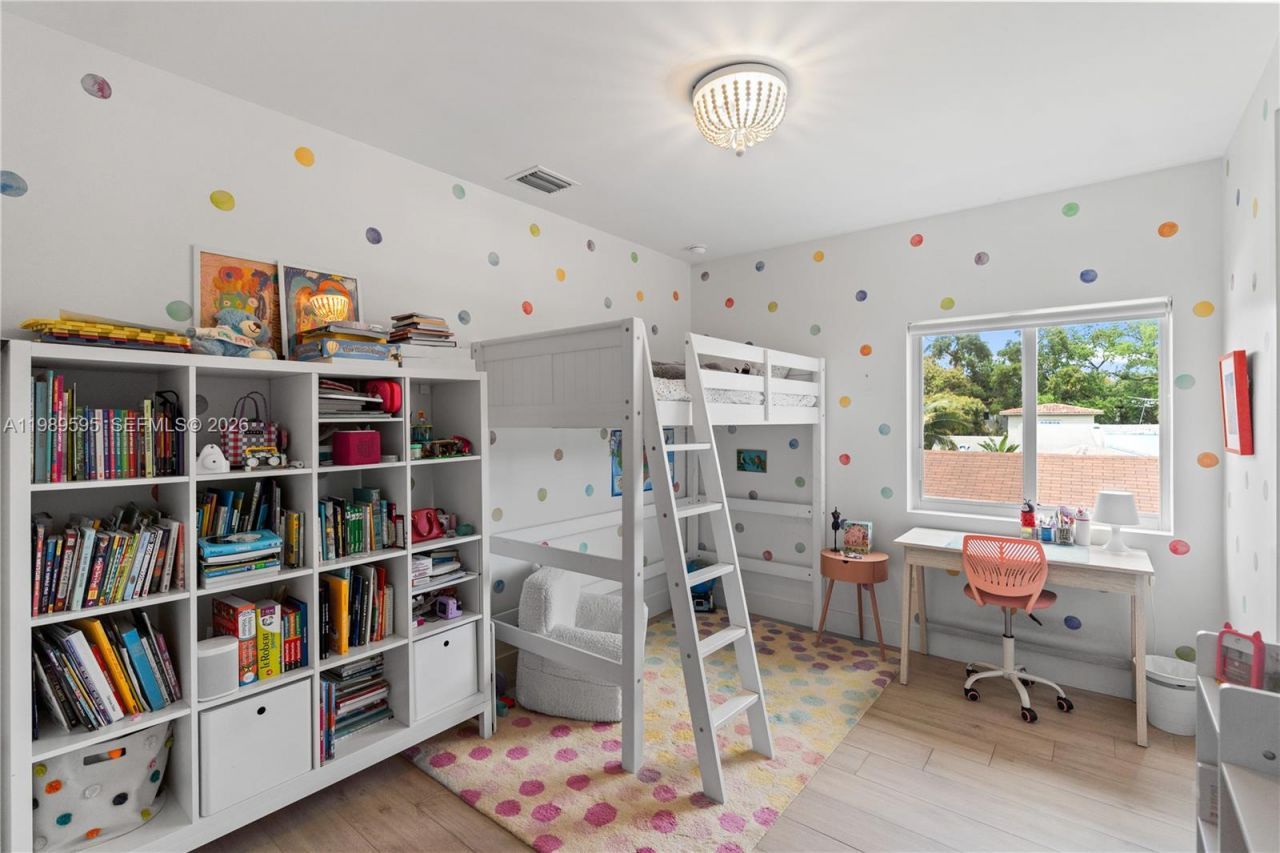 2420 SW 16th Ct, Unit 2420, Miami, FL 33145 Photo