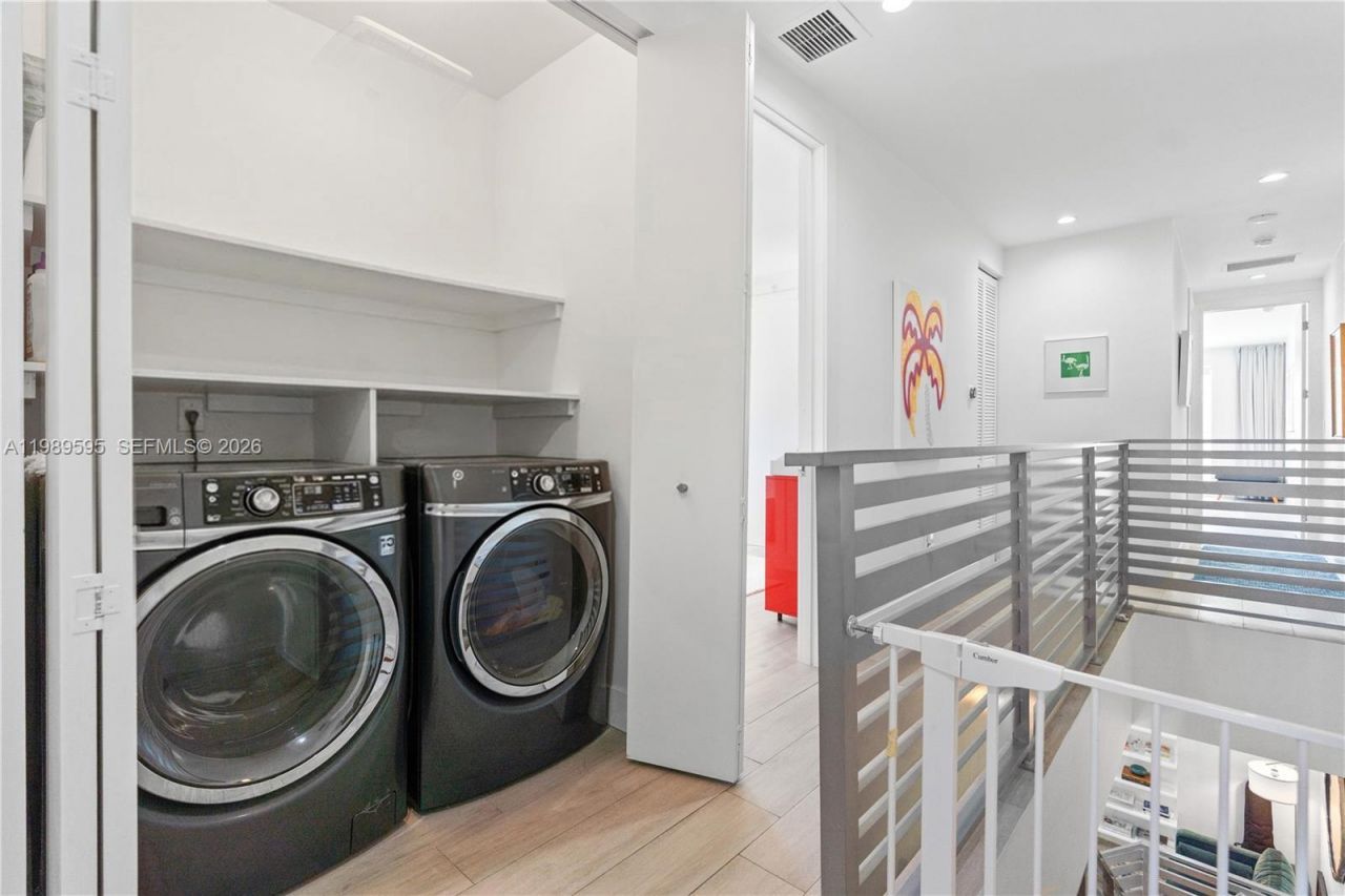 2420 SW 16th Ct, Unit 2420, Miami, FL 33145 Photo