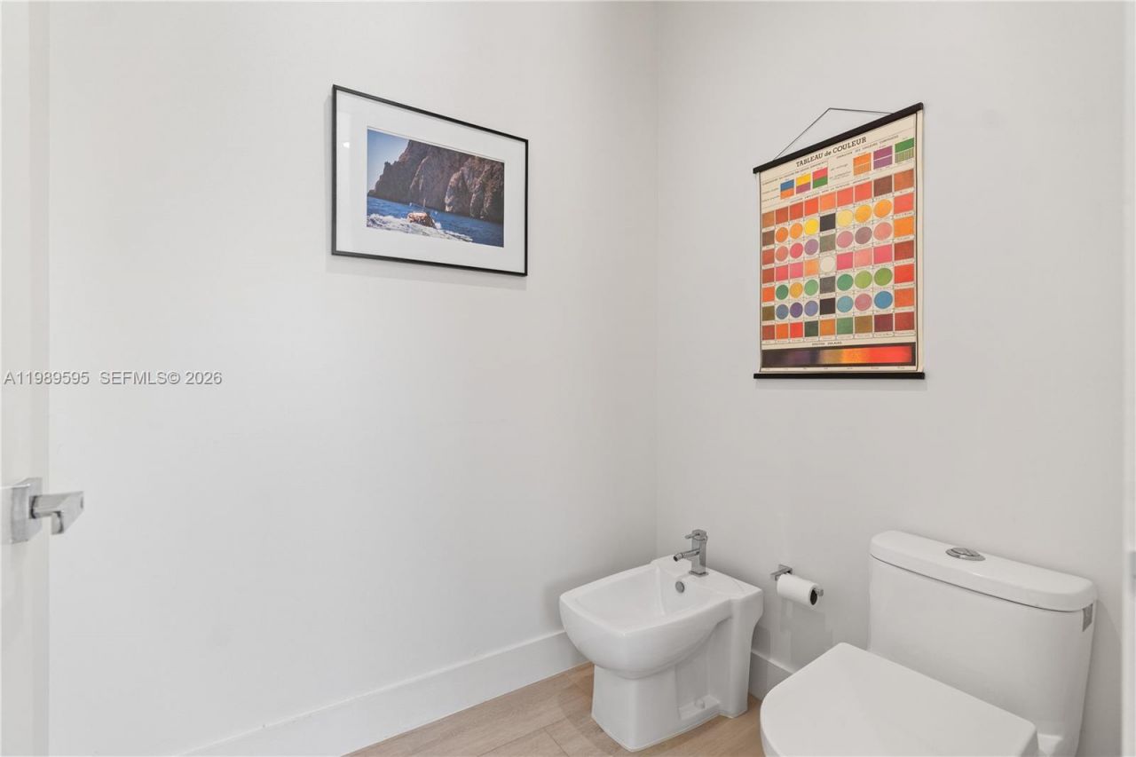 2420 SW 16th Ct, Unit 2420, Miami, FL 33145 Photo