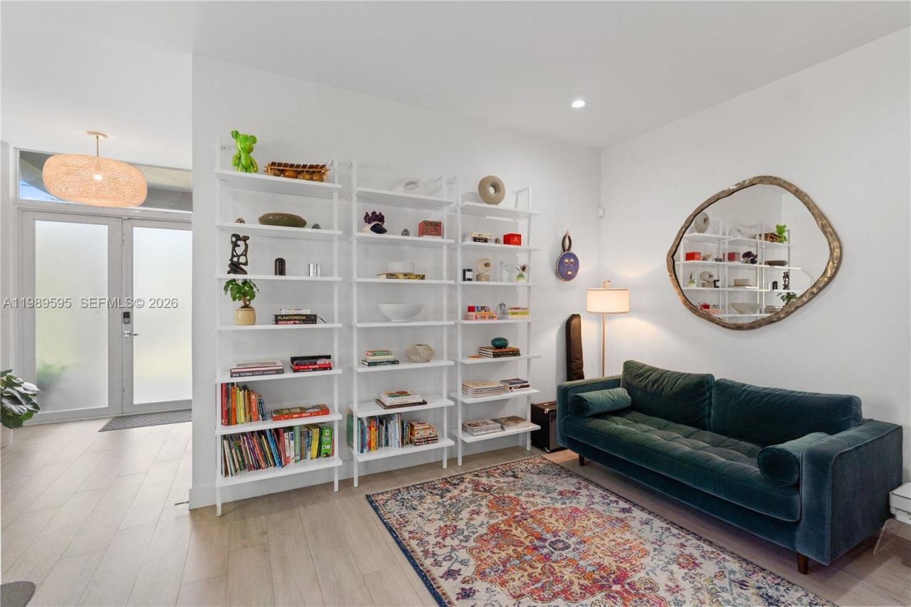 2420 SW 16th Ct, Unit 2420, Miami, FL 33145 Photo