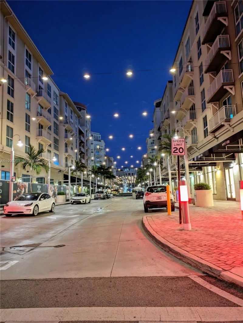 7266 SW 88th St , Unit A602, Miami, FL 33156 Photo